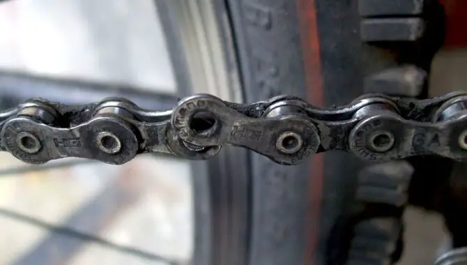 Tips For Fixing A Fallen Chain While On The Road Or Trail