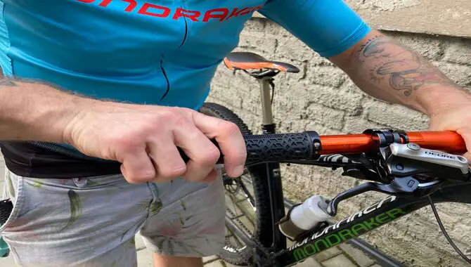 Lubricating The Bike Grips
