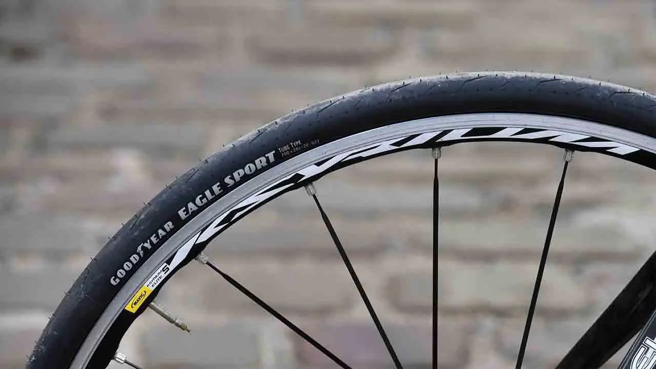 Understanding 700x25c Road Bike Tyres