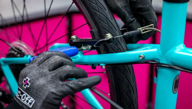 Hand-Polishing Bicycle Frames Using A Foam Pad