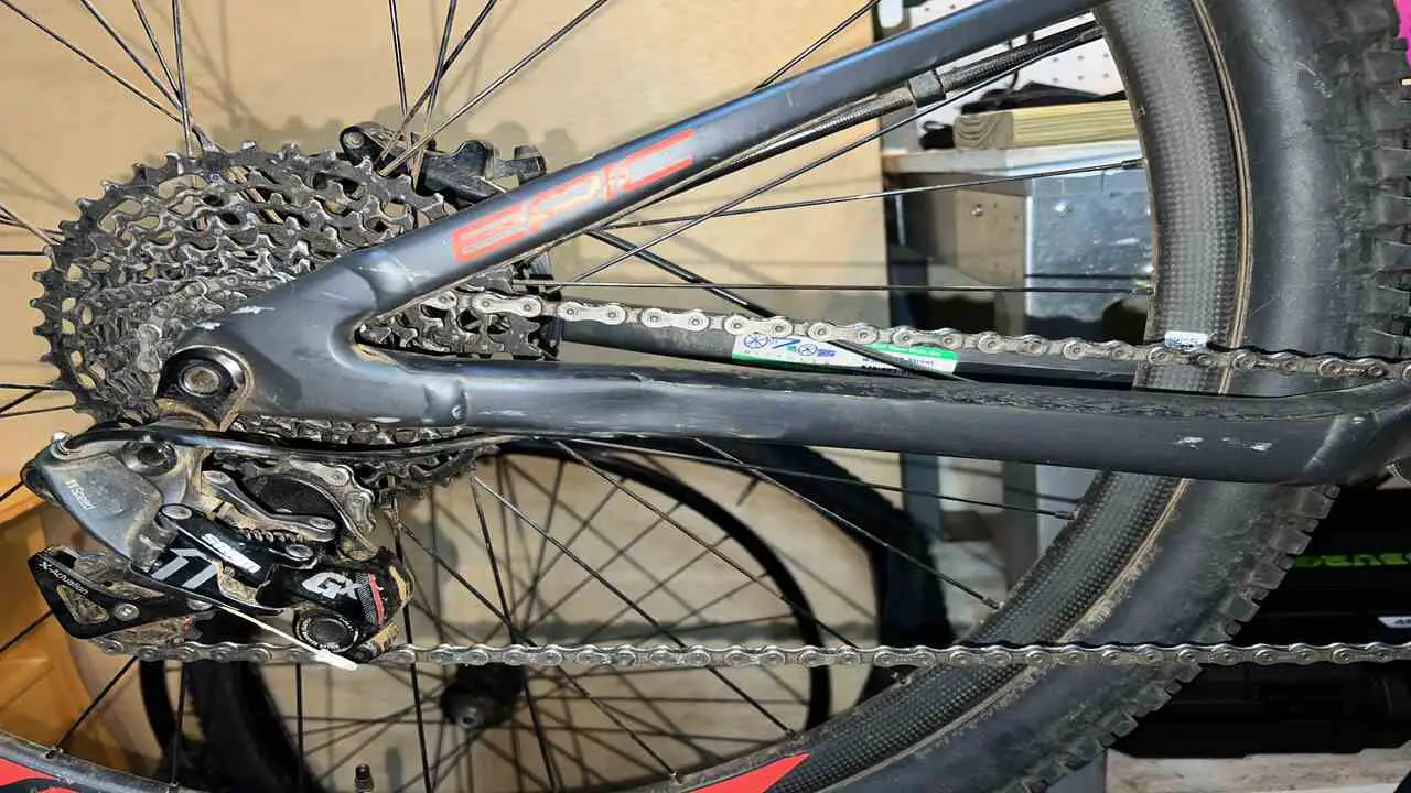 Potential Damage to Frame and Rear Derailleur